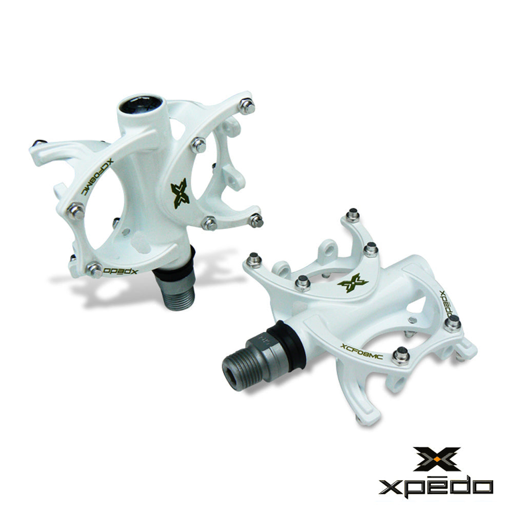 XPEDO TRVS 8 輕量化鎂合金腳踏